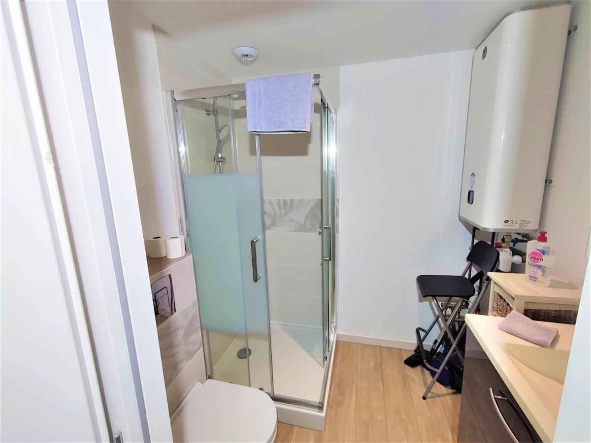 Appartement T2 "Mesange" Hyper Centre D'Ernée Zewnętrze zdjęcie